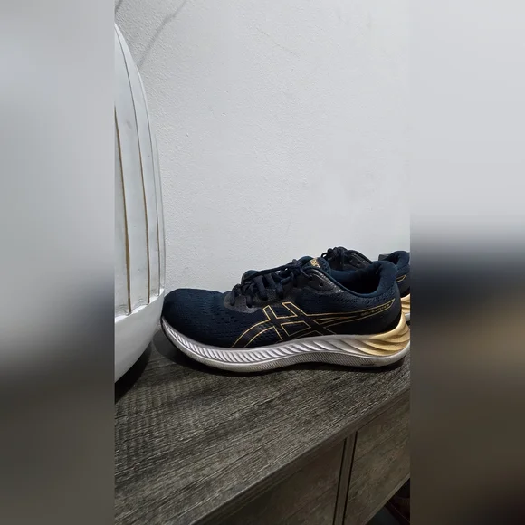 Asics Women's Gel Excite 8 Running Shoe Navy and Gold Size 10 - Picture 5 of 7